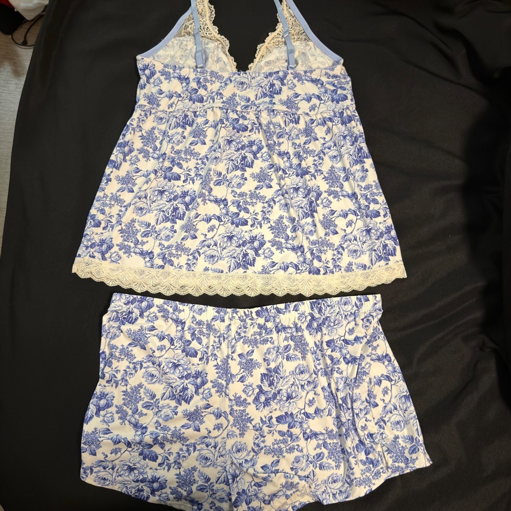 Laura Ashley Blue Floral Lace Trim Cami & Shorts Pajama Set, PJ's Size XL - Picture 4 of 8